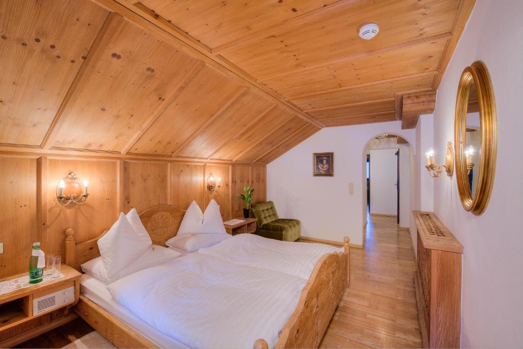 Jaegerwirt Hotell Kitzbühel Rum bild